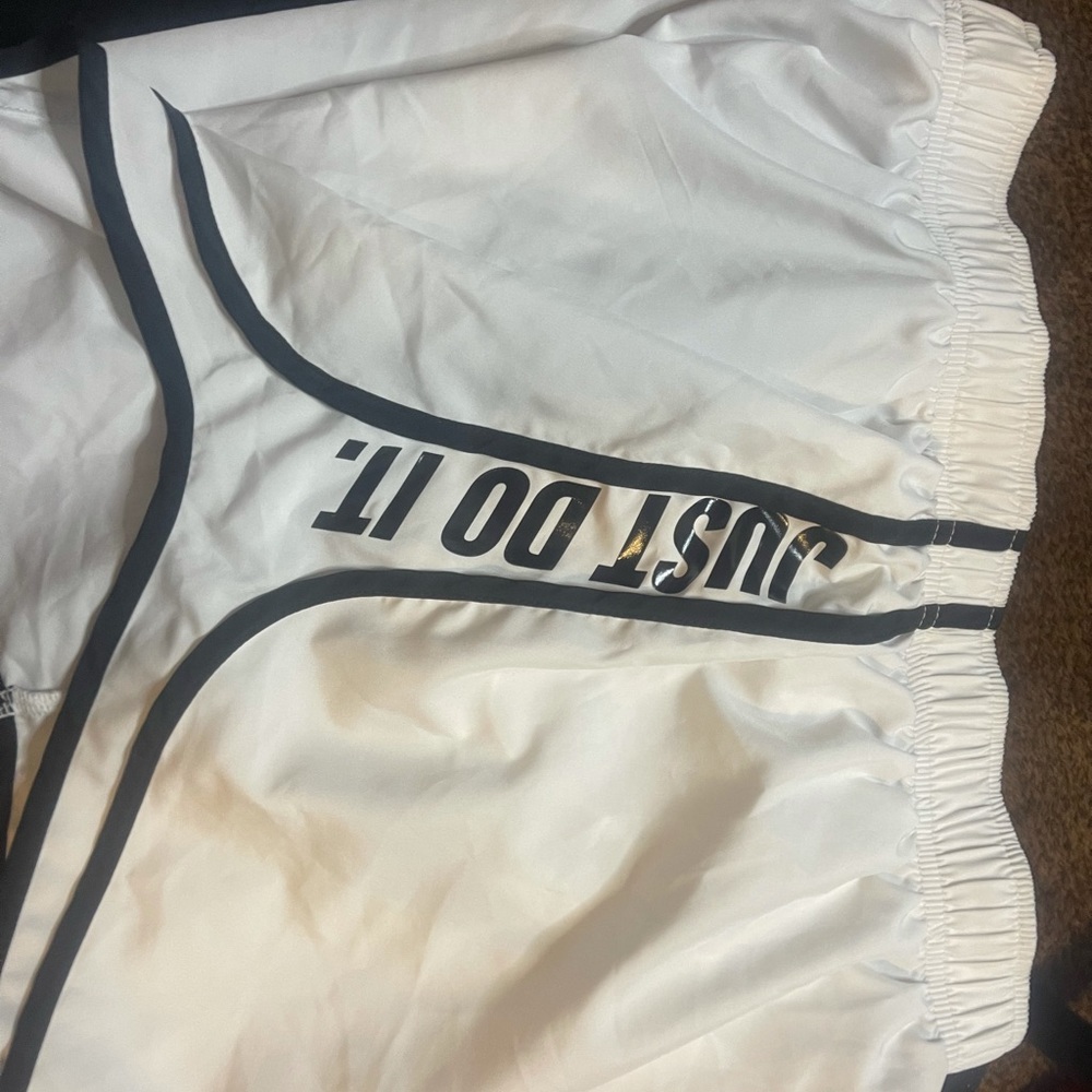 NIKE DriFit Running Shorts XL White